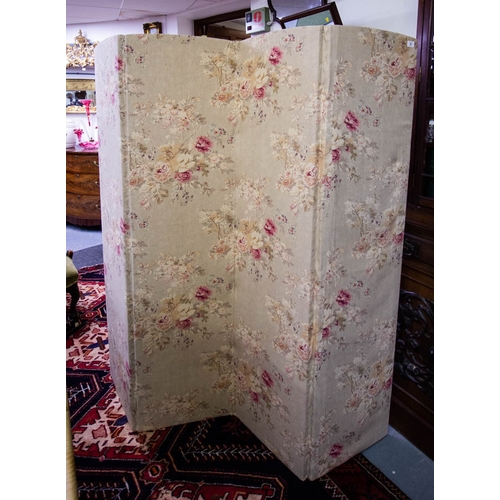 20 - 4 FOLD UPHOLSTERED SCREEN. 168 CM HIGH