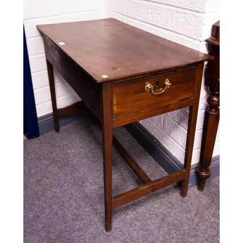 49 - GEORGIAN MAHOGANY 2 DOOR SIDE TABLE ON STRETCHER SUPPORT WITH END DRAWERS. 95 X 50 X 74