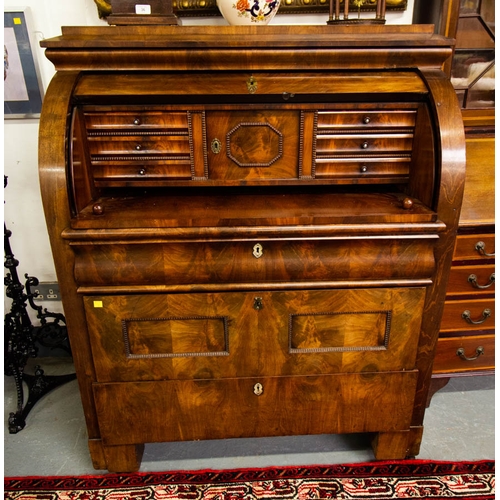 33 - QUALITY ANTIQUE EMPIRE CYLINDER FLAMED MAHOGANY DESK 99 X 58 X 130H CM