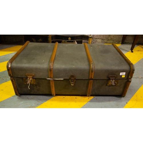 651 - VINTAGE TIMBER BOUND SUITCASE 90 X 50 X 30 CM