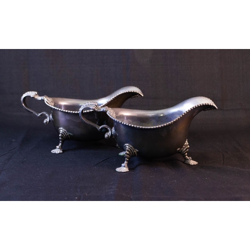 501 - PAIR OF DUBLIN SILVER 1971 SAUCE BOATS - 790 GRAMS