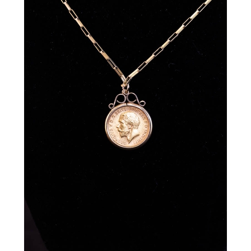 317 - 1912 GOLD HALF SOVEREIGN PENDANT + 9K CHAIN 11.5G