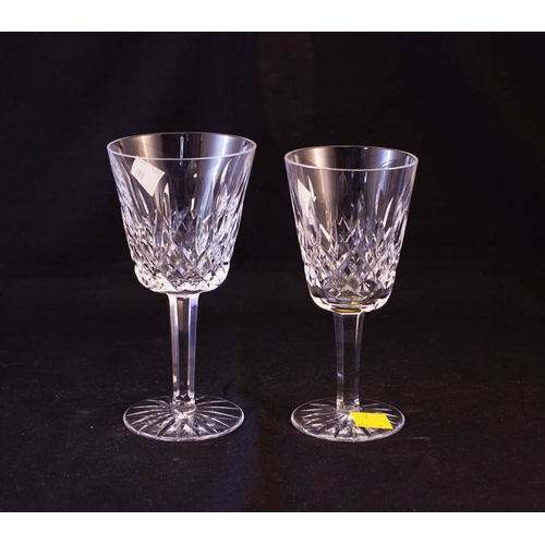 8 WATERFORD LISMORE WHITE WINE GLASSES 15 CM HIGH + 4 WATERFORD CRYSTAL WHITE WINE GLASSES 14 CM HIGH
