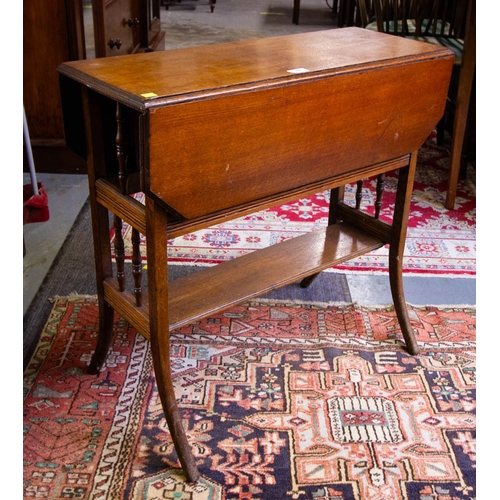 260 - OAK DROP LEAF SUTHERLAND TABLE AF 76W X 69D X 74H CM