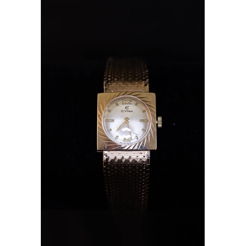 481 - 9CT GOLD CYMA LADIES WATCH. 25 grams
