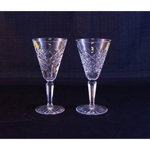 492 - 6 + 4 WATERFORD CRYSTAL SHERRY GLASSES . 14 CM HIGH