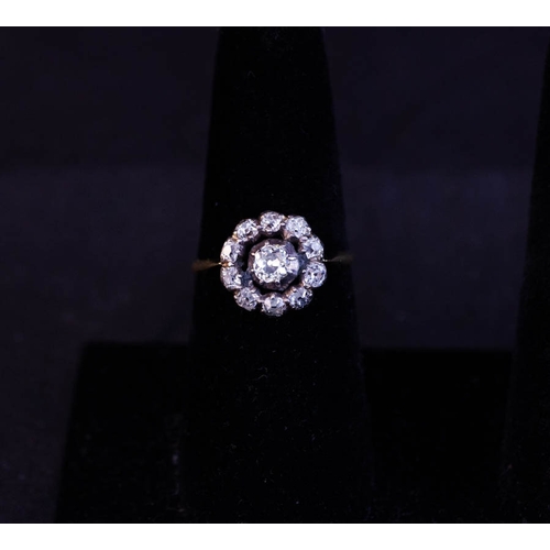 503 - VICTORIAN DIAMOND CLUSTER RING SET IN 18K YELLOW GOLD - SIZE P