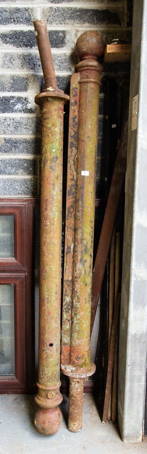 2 QUALITY ANTIQUE IRON STABLE POST . 175CM H