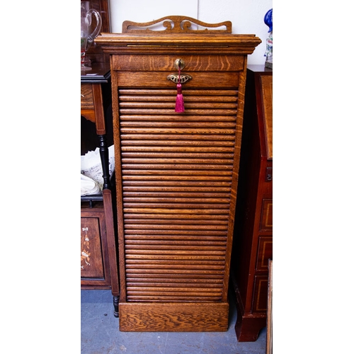 4 - QUALITY OAK TAMBOUR FRONT MUSIC CABINET WITH READING SLOPE 50W X 45D X 118+7H CM