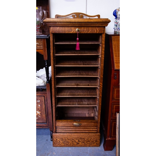 4 - QUALITY OAK TAMBOUR FRONT MUSIC CABINET WITH READING SLOPE 50W X 45D X 118+7H CM