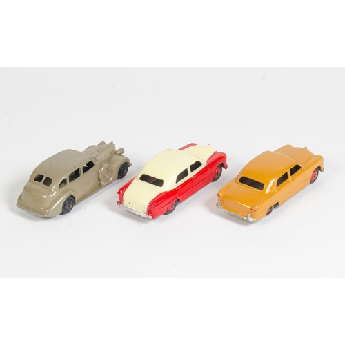 785 - 3 x Dinky Models inc: 39d - Buick in Beige, 140a - Ford Sedan in Tan & a 170 - Ford Sedan Highline i... 