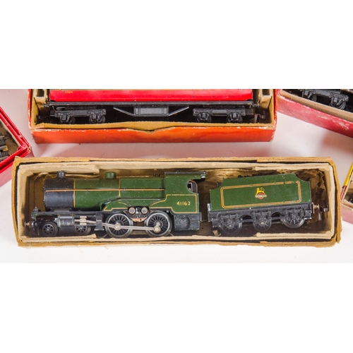 809 - Collection of Trix Railway including 4-4-0 loco and tender in Green with 6 x boxed B.R. coaches, 1 b... 