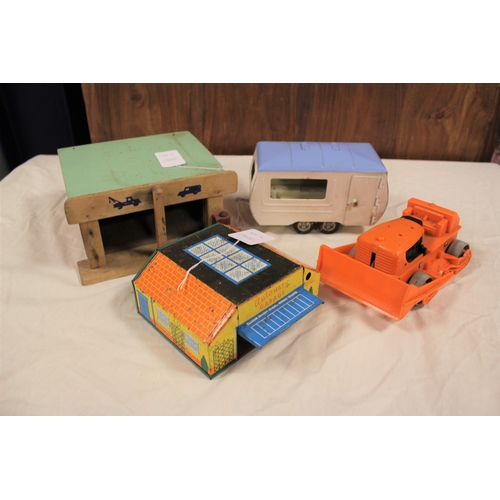 914 - 2 Original 1950's Garages, 1 in wood and 1 tin plate, along with a Plastic Bulldozer and a Tin Plate... 