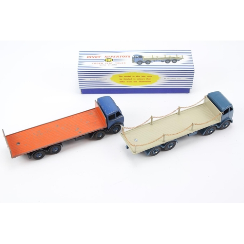 435 - 2 x Dinky Models to include: Restored 905 - Foden Flat Truck with Chains in reproduction box along w... 