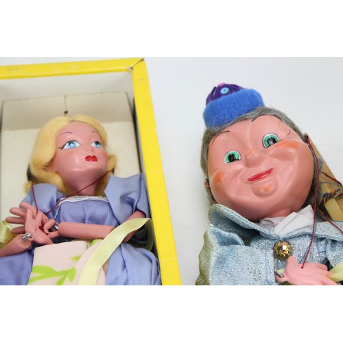 39 - A Pair of Pelham Puppets to include the 