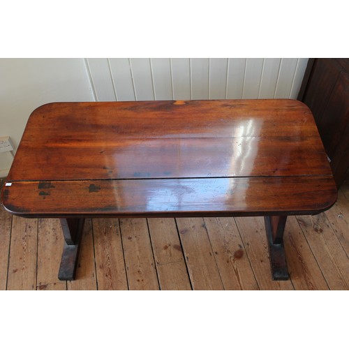 351 - A Victorian Mahogany hall way table. Measuring: 4 Feet Long x 2ft 2in High.