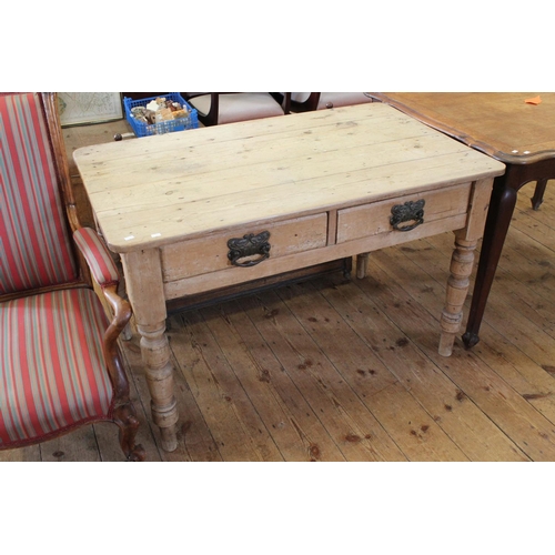 409 - A Victorian Scrub Top Pine Kitchen Table Fitted with Two Drawers, Resting on Turned Legs. Measuring:... 