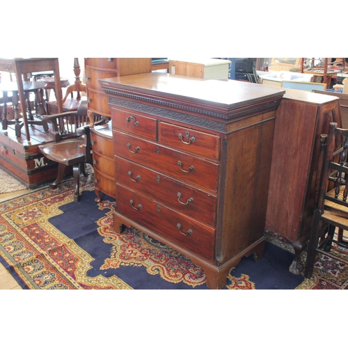 436 - A Large Mahogany Chester Drawers consisting of 3 x Large Drawers & 2 x Small Drawers. Width 107cm x ... 