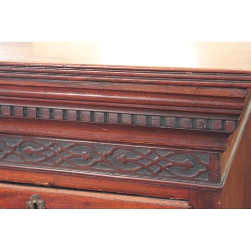 436 - A Large Mahogany Chester Drawers consisting of 3 x Large Drawers & 2 x Small Drawers. Width 107cm x ... 