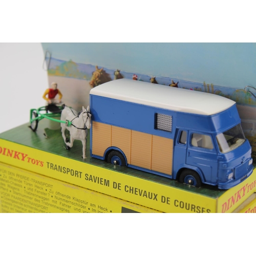 83 - A French Dinky No: 571 