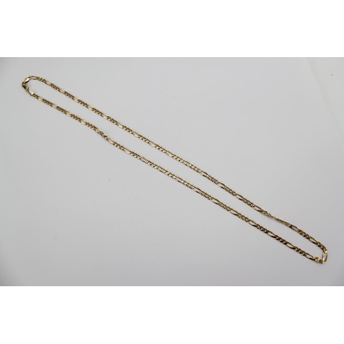 68 - An Italian (375 marked) Link and Fetter Gold chain. Measuring: 60cms. Weighing: 11.4 grams.