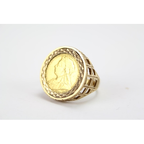 78 - An 1894 Veiled Head Sovereign Ring in open work mount. Weighing: 9grams