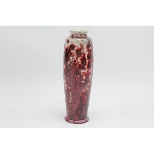 487 - A Ruskin of West Smethwick Ox Blood Glazed Vase, (small chip to foot rim) marked Ruskin 1930. Measur... 