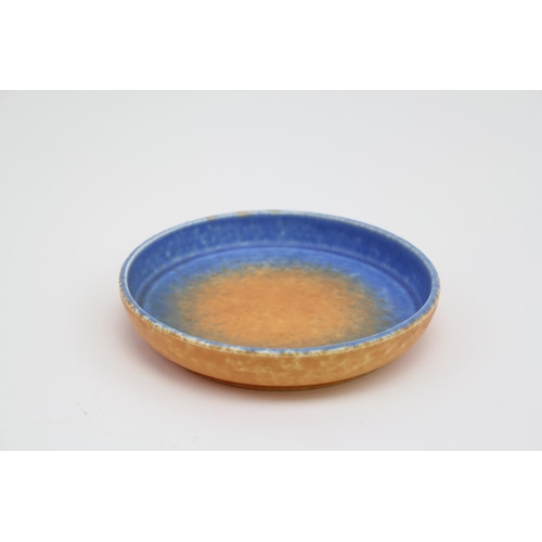 489 - A Ruskin of West Smethwick Blue and Orange Pin Dish, marked Ruskin 1932. Measuring: 13cm across.