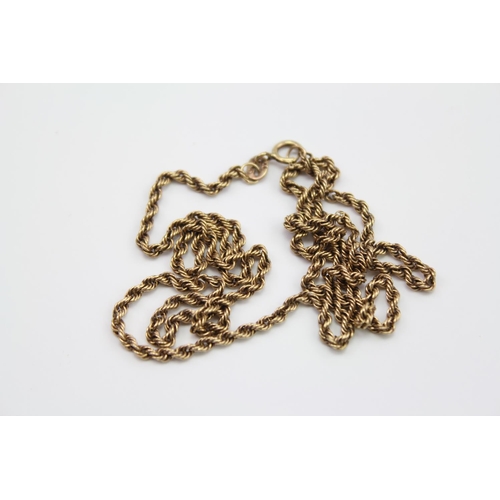 77 - A 9ct Gold Chain. Weighing: 2.7 grams.