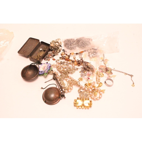 87 - A set of small scales, costume jewellery, pearls, Silver buckle ring, etc.