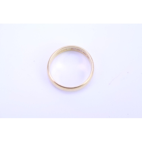 89 - A 22ct Gold Wedding Ring. Weighing: 4.7 grams. Size: K.