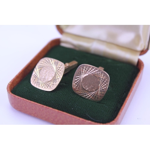 140 - A Pair of 9ct Gold Gentleman's Cufflinks. Weight approximately 8.1 grams. S. & K. H. makers mark.