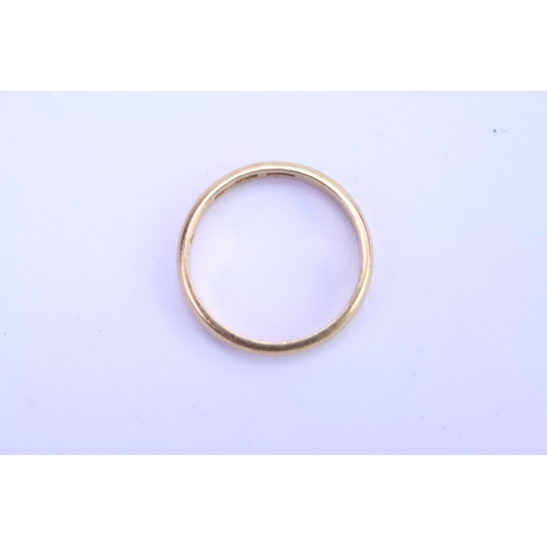 178 - A 22ct Gold Wedding Ring. Weighing: 3.8 grams. Size: N.