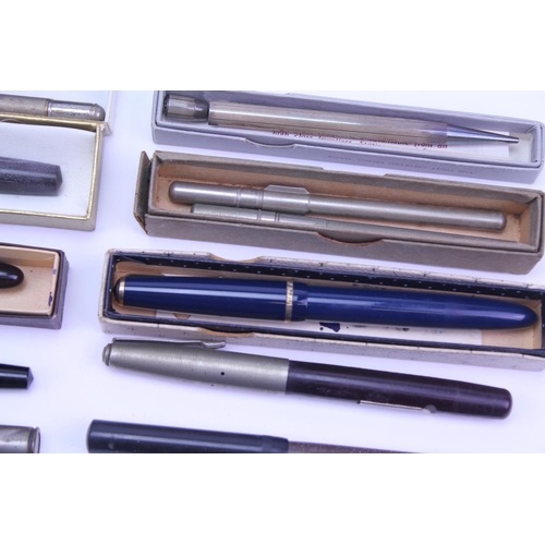 331 - A Collection of Pens to include Mabie Todd & Company, New York Pen, Parker Pens to include 14ct Gold... 