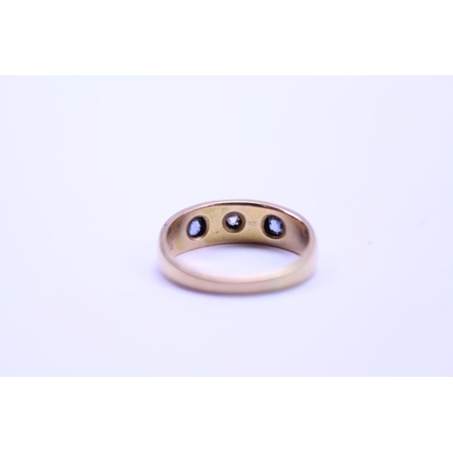 211 - A Ladies 18ct Gold Diamond & Sapphire Dress Ring mounted with an Old Cut Diamond. Weighing: 4.7 gram... 