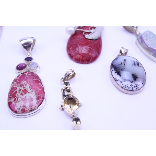 134 - A Collection of Silver Semi Precious Stone Jewellery to include 9 x Pendants, 1 x Ring, Onyx, Geode,... 