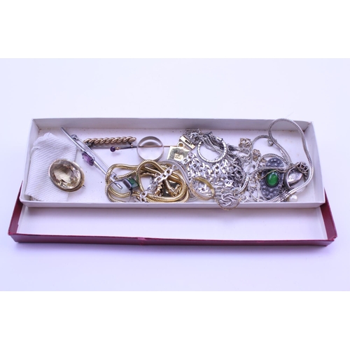 153 - A quantity of Silver and other costume jewellery to include Silver chains, etc.