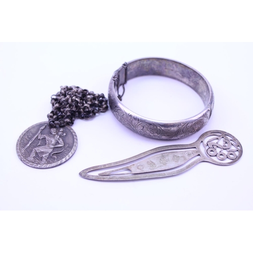 170 - A quantity of Silver jewellery to include a chain, bangle, etc.