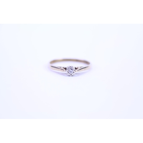 221 - A Ladies 9ct Gold Dress Ring set with an illusion Diamond. Size N.