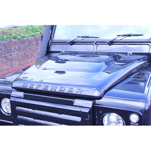 720 - This is a 2015/15 Land Rover Defender 90XS Urban finished in Black with Black Leather. Specification... 