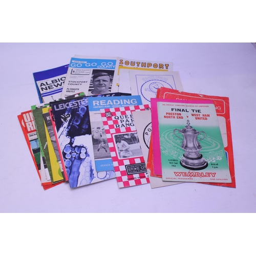 581 - A Selection of Original Football Programmes from the 1960s to 1970s to include Newcastle United, Pre... 