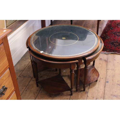 580 - A Set of Modern Reproduction Quarteto Tables of Circular Form.