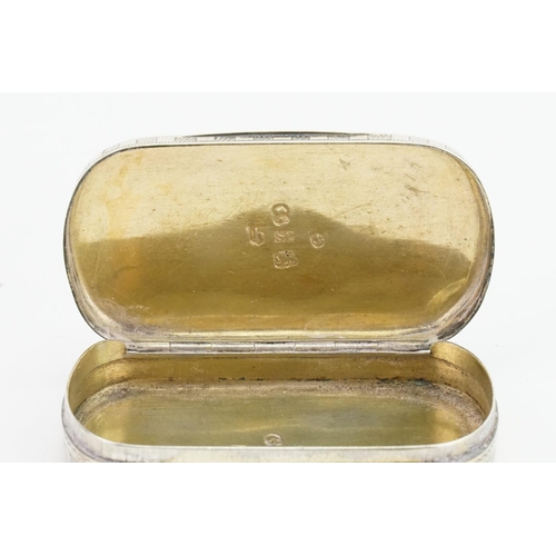 62 - A 1805, Samuel Pemberton, Silver engraved snuff box. Birmingham H. Total weight: approx 39 grams.