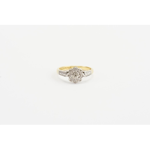 262D - An 18ct Gold H.S marked diamond ring, with platinum mount. Size approx N. Total weight 3.3g.