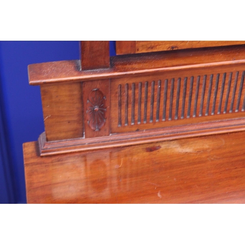 489 - An Edwardian style Mahogany Dressing Table fitted with a Swing Frame Mirror, Drawers & resting of Sq... 