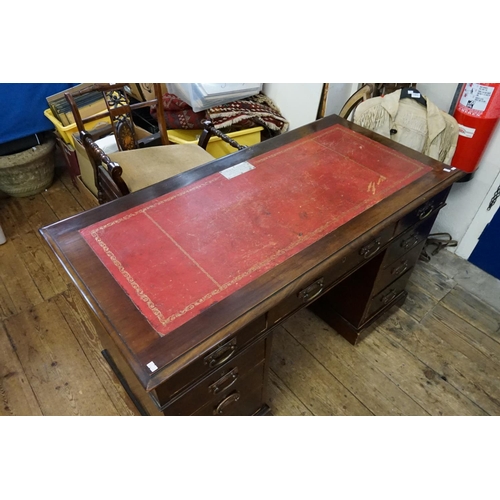 580 - A Edwardian Mahogany Pedestal Desk fitted Banks of Drawers with inset Red Moroccan Leather Top. Meas... 