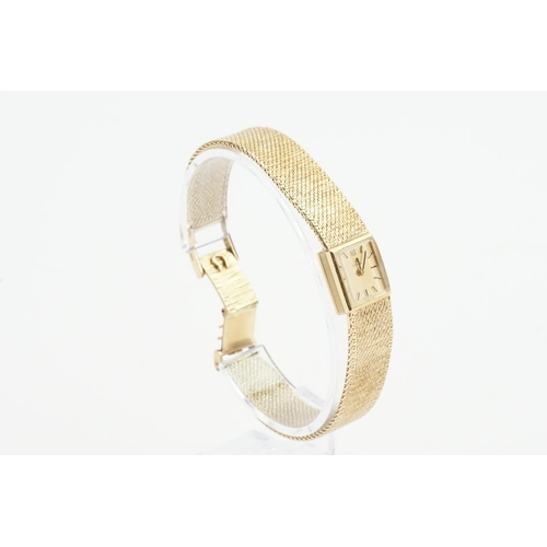 192 - An 9ct Gold Ladies 