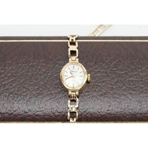 194 - A 9ct Gold Ladies Cocktail Wristwatch with a 9ct Gold strap. Total weight approximately: 8.6 grams.