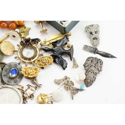 183 - A Collection of Jewellery to include Swiss Bead Jewellery, Silver Frame, Pewter embossed Jewellery, ... 