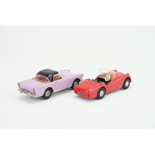 123 - A Pair of Unboxed Spot-On models to include No: 191/1 